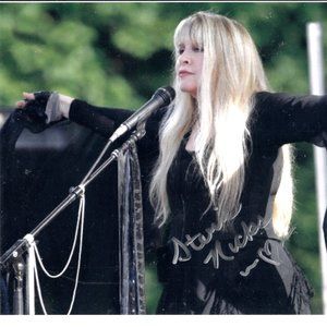 Fleetwood Mac Stevie Nicks Signed Autograph 8"x10" Photo